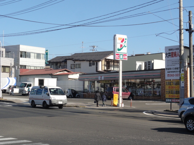 【塩竈市白萩町のマンションのコンビニ】