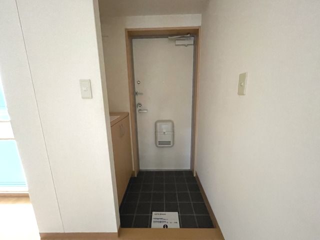 玄関　落ち着いた玄関です