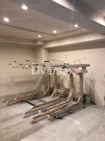 駐車場　駐輪場