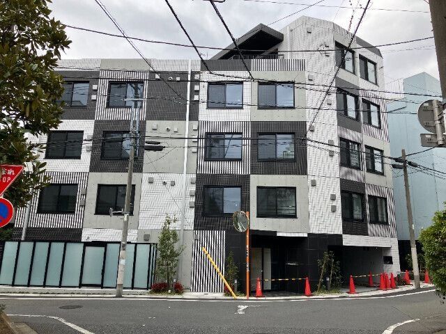 ルネサンスコート桜新町の建物外観