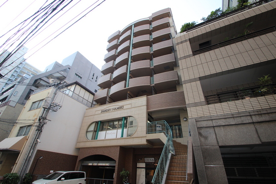 【ジャルダン並木の建物外観】