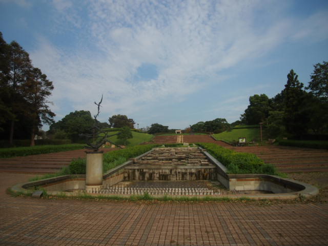 【千葉市中央区矢作町のアパートの公園】