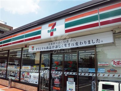 【姫路市四郷町本郷のアパートのコンビニ】