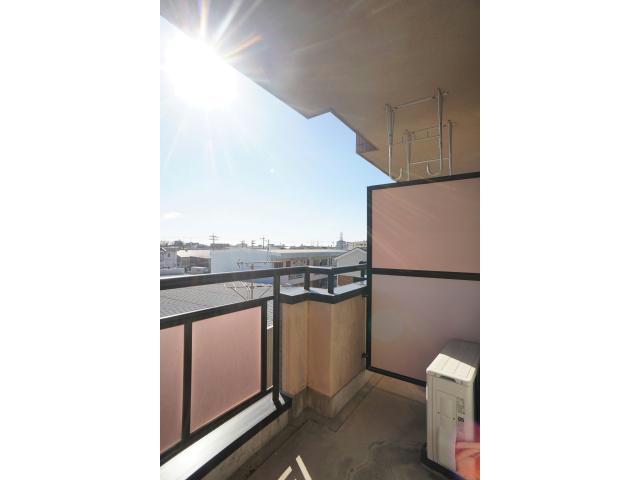 バルコニー　南向きで日当たり良好！