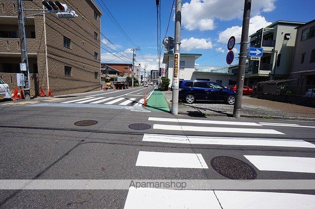 その他　前面道路（その他）まで10m