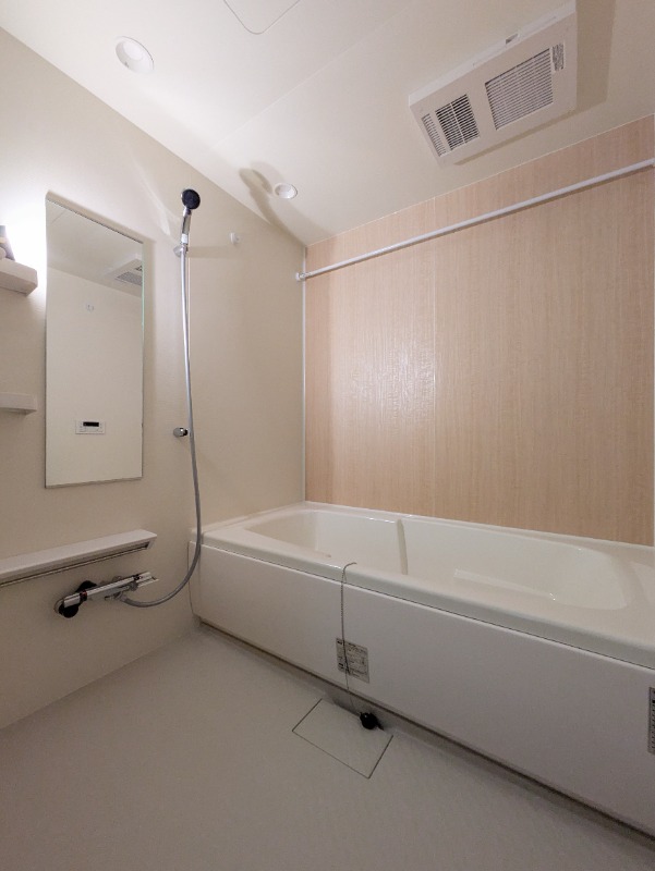 バス・シャワールーム　図面と現状に相違がある場合には現状を優先