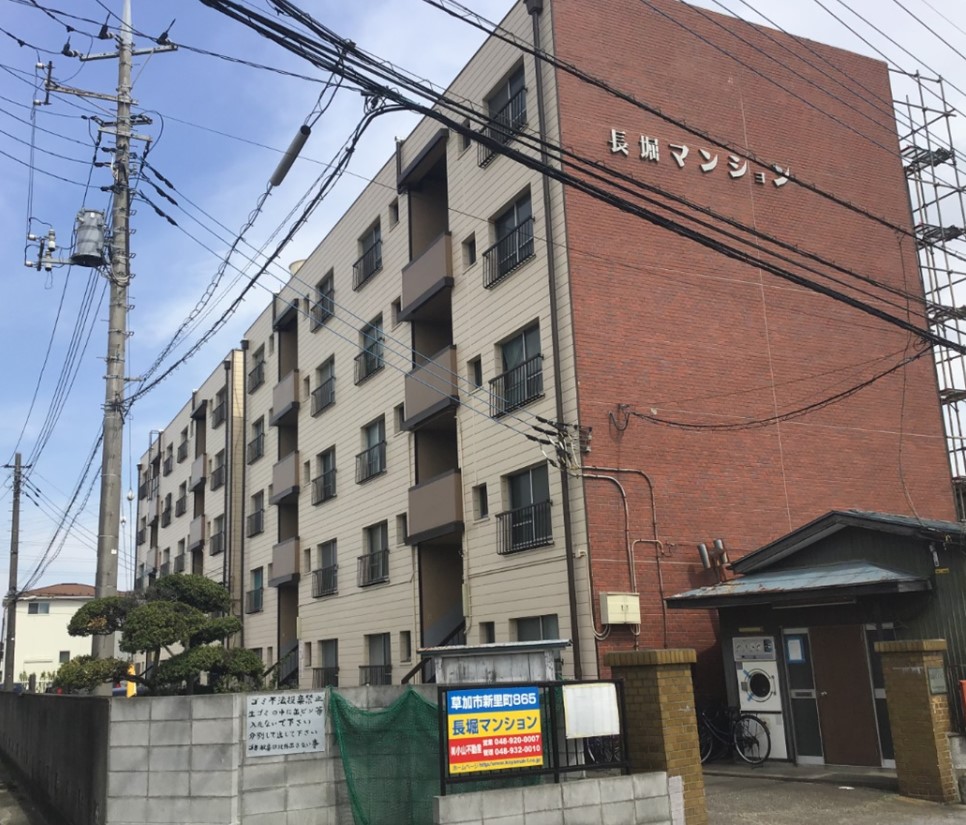 長堀マンションの建物外観