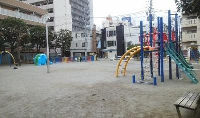 【カスタリア戸越駅前（カスタリアトゴシエキマエ）の公園】