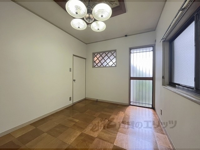 居室・リビング　洋室