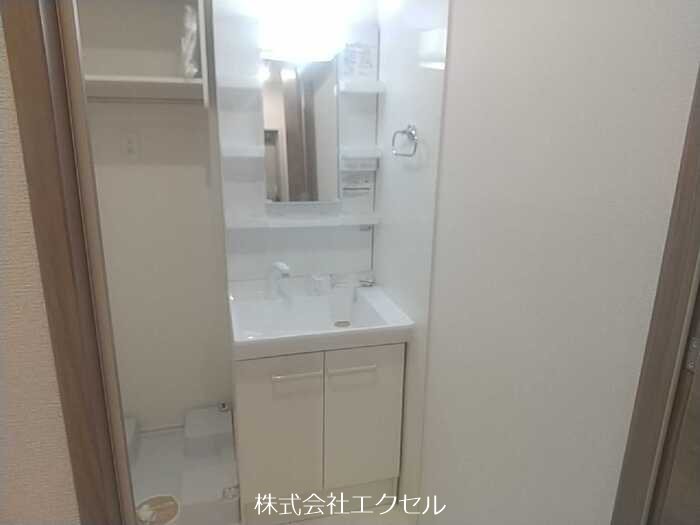 洗面設備　独立洗面台です。