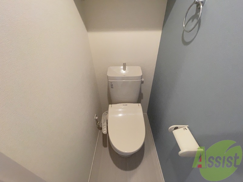 トイレ　※同タイプのお部屋の写真になります。