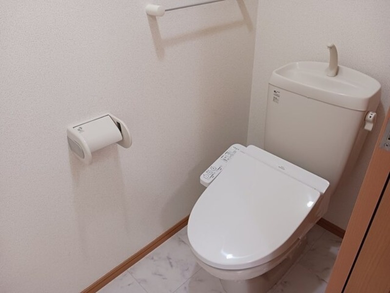 トイレ　図面と現状に相違がある場合には現状を優先