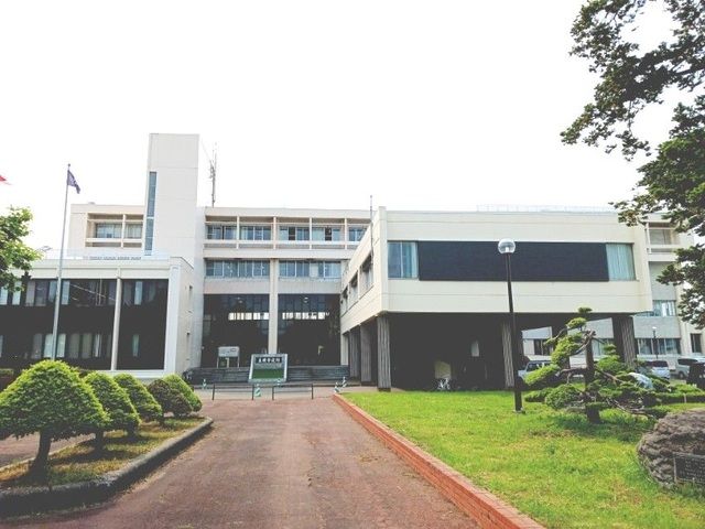 役所　美唄市役所（役所）まで700m