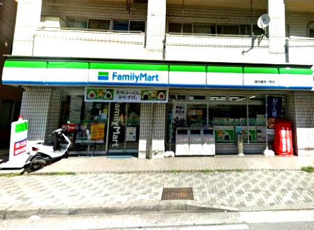 コンビニ　ファミリーマート（コンビニ）まで404m