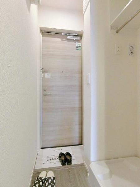 玄関　★２０２５年新築♪★長野駅徒歩１０分★都市ガス仕様★