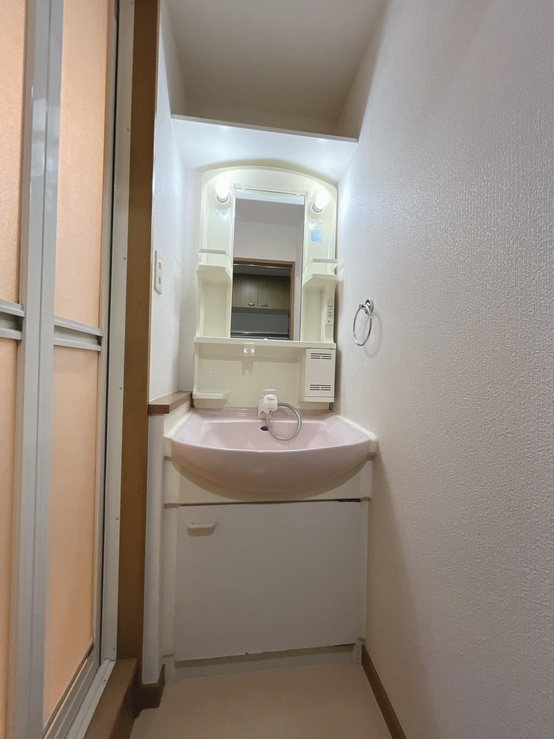 洗面設備　独立洗面所もあります☆