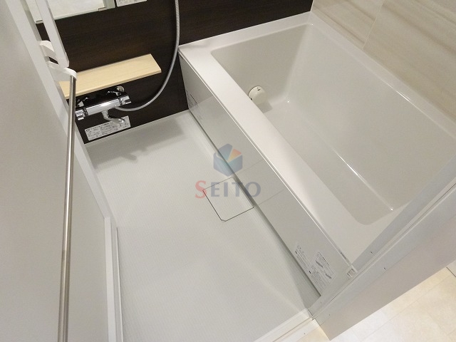 バス・シャワールーム　同間取・別号室