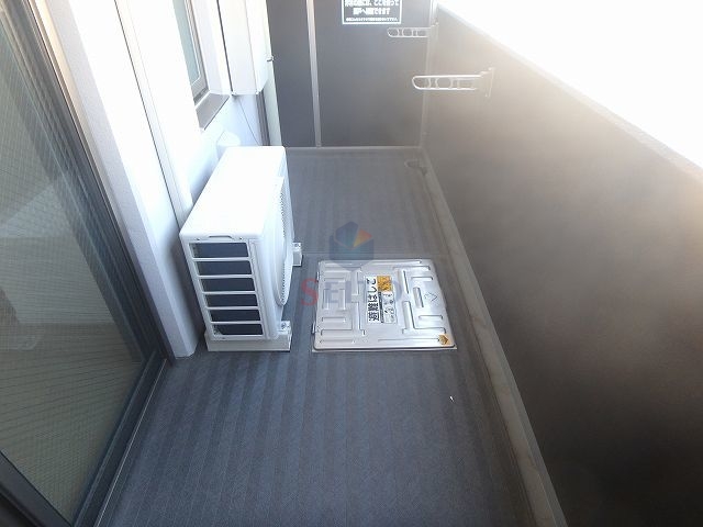 バルコニー　同間取・別号室