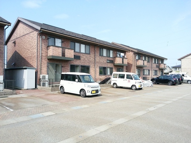 駐車場　融雪付き駐車場