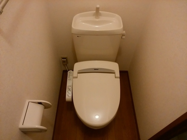 トイレ　トイレ