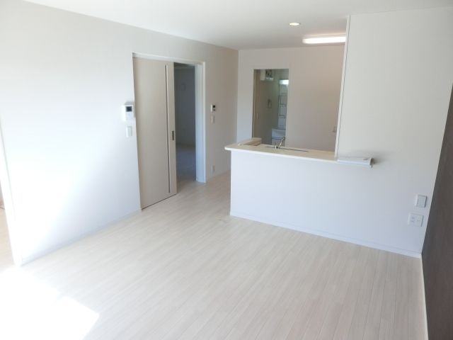 その他部屋・スペース　明るいお部屋は気分も明るくなりますね！