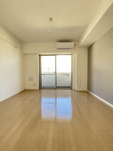 居室・リビング　別タイプ参考写真