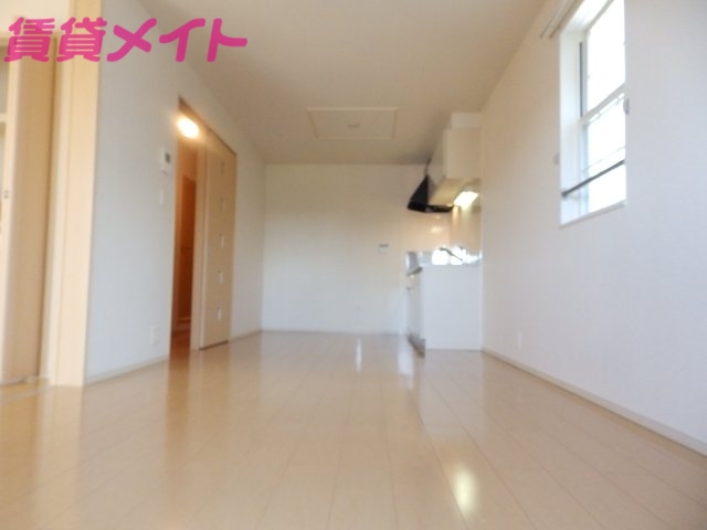 居室・リビング　同タイプの画像です