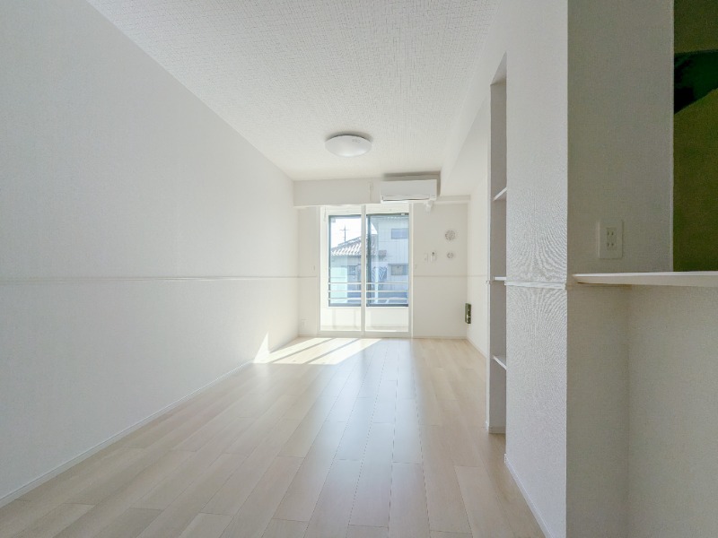 居室・リビング　図面と現状に相違がある場合には現状を優先