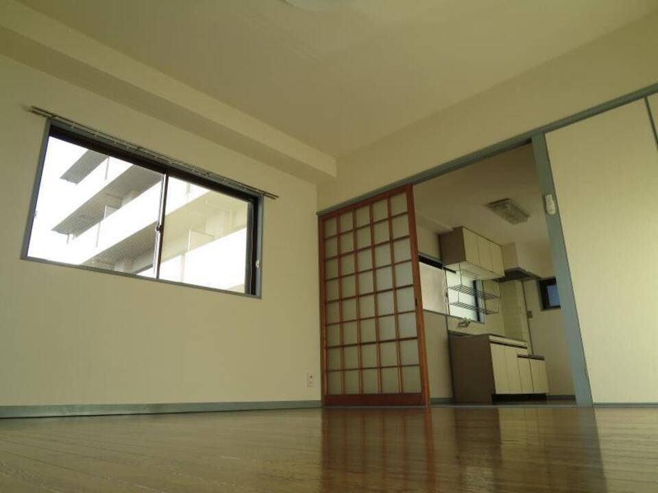 居室・リビング　リビング