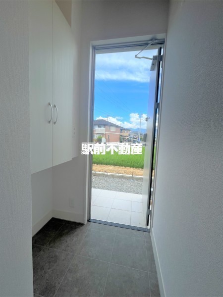 玄関　別物件流用