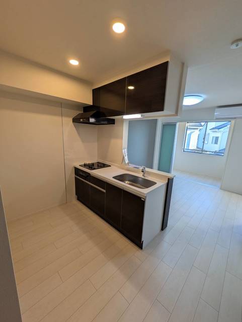 居室・リビング　同施工会社参考写真です