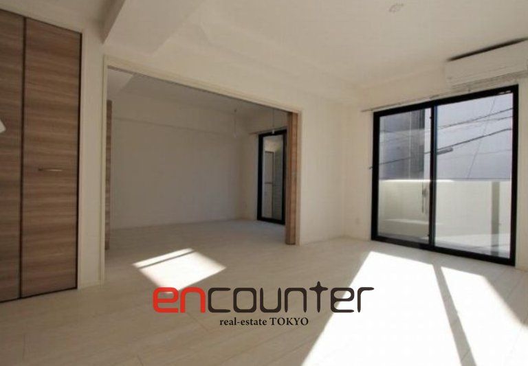 居室・リビング　※同マンション別室参考写真