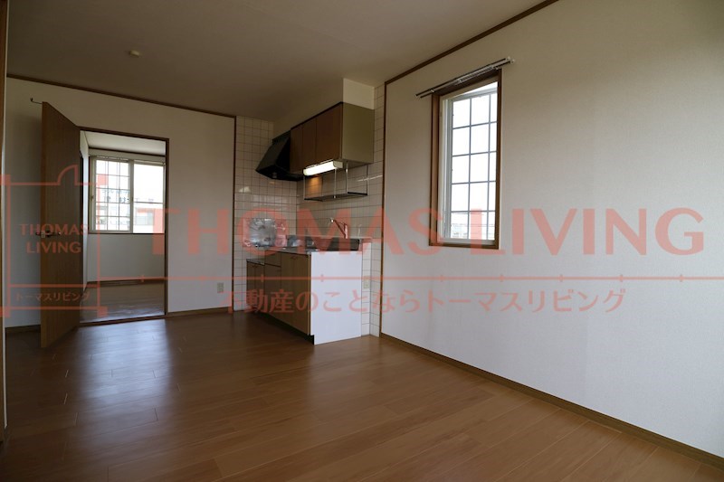 居室・リビング　日当たり良好です。