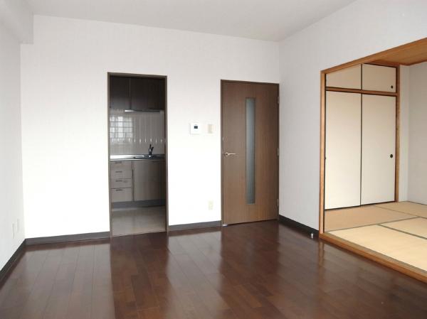 居室・リビング　内装