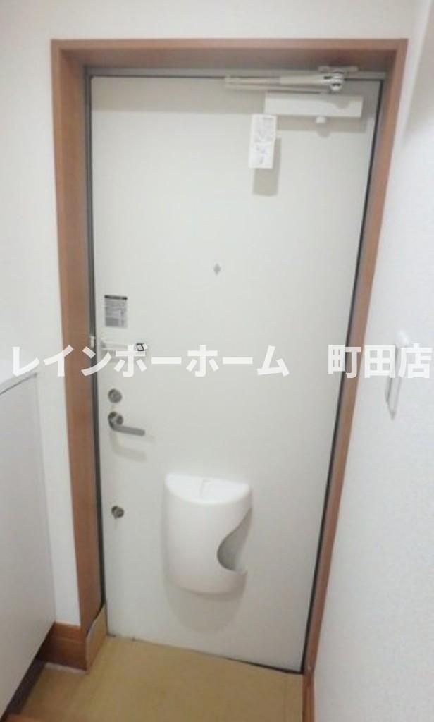 玄関　同施工会社参考写真