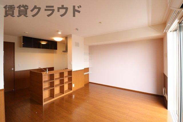 居室・リビング　ちょっとしたアクセントクロスが、おしゃれな空間を演出♪