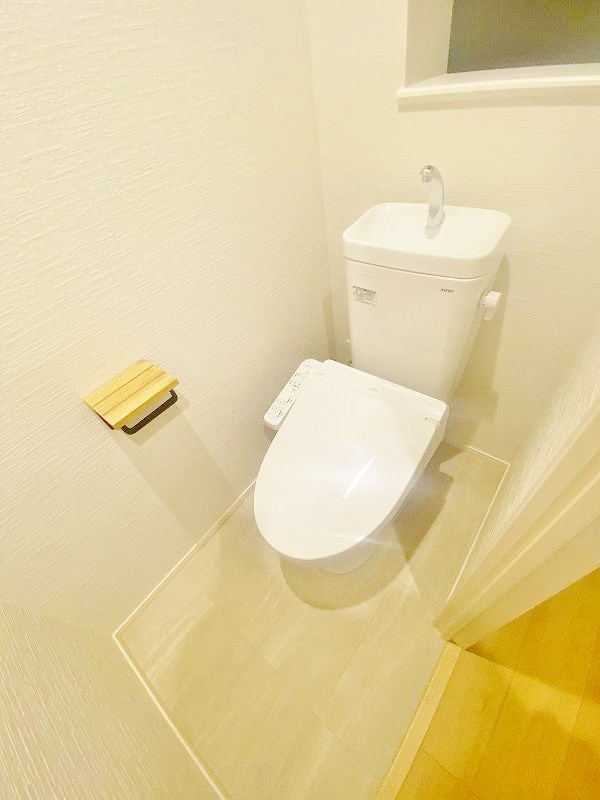 トイレ　★温水洗浄便座トイレ★