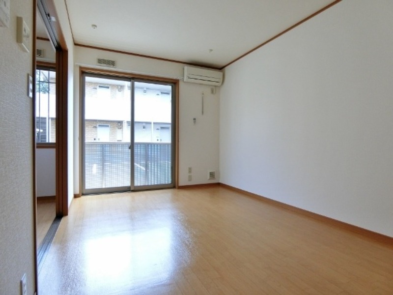 居室・リビング　図面と現状に相違がある場合には現状を優先