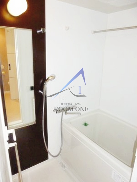 バス・シャワールーム　お風呂です。