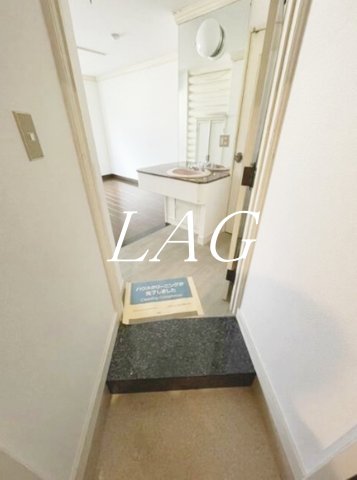 玄関　玄関です。