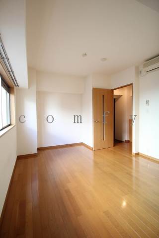 居室・リビング　ダイニングキッチン６．４帖