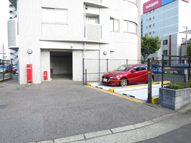 駐車場　機械式駐車場です！地下２階部分になります