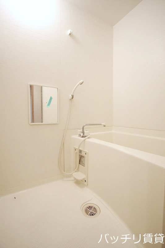 バス・シャワールーム　同型シリーズの為、現状を優先致します