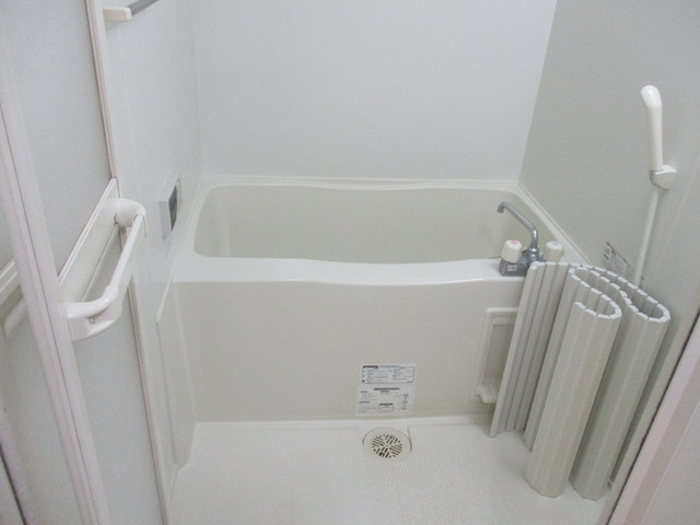 バス・シャワールーム　同物件別号室の写真です