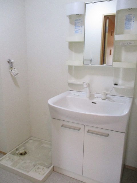 洗面設備　同物件別号室の写真です