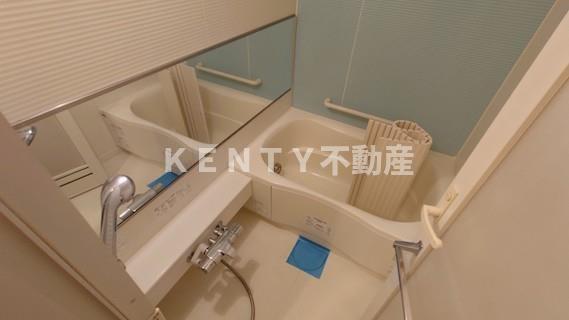 バス・シャワールーム　日々の疲れを癒すお風呂付です