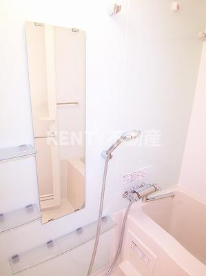 バス・シャワールーム　きれいなお風呂です