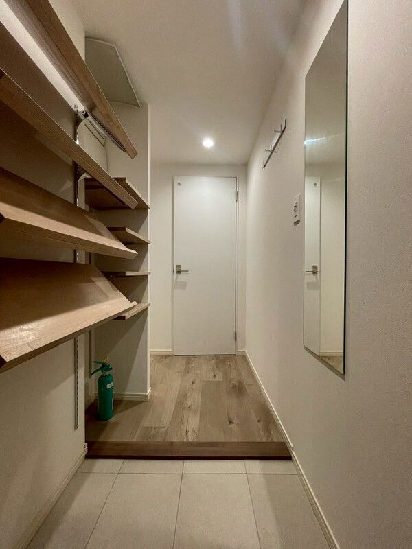 玄関　☆ゆったりスペース☆