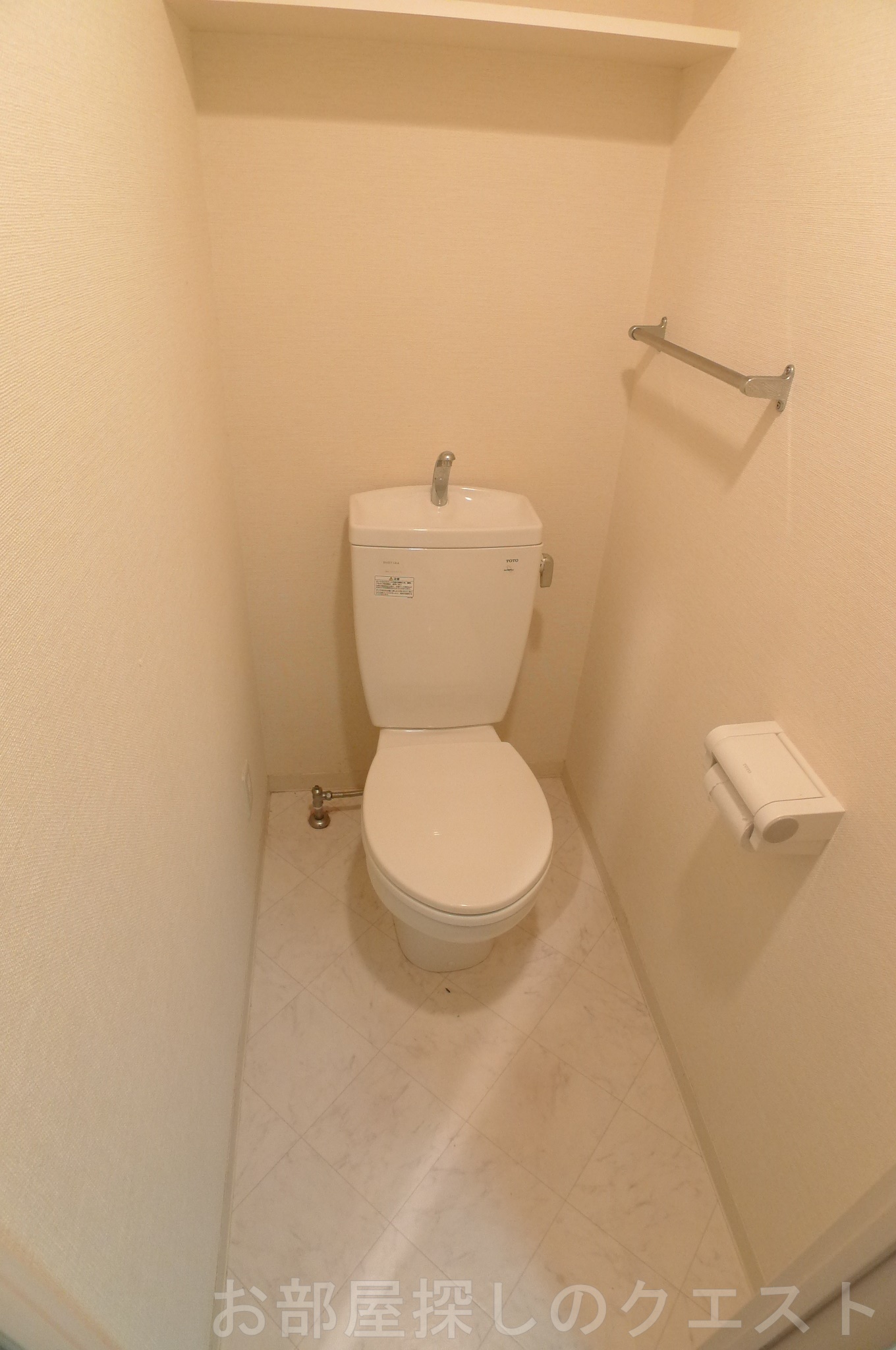 トイレ　（写真は同仕様）