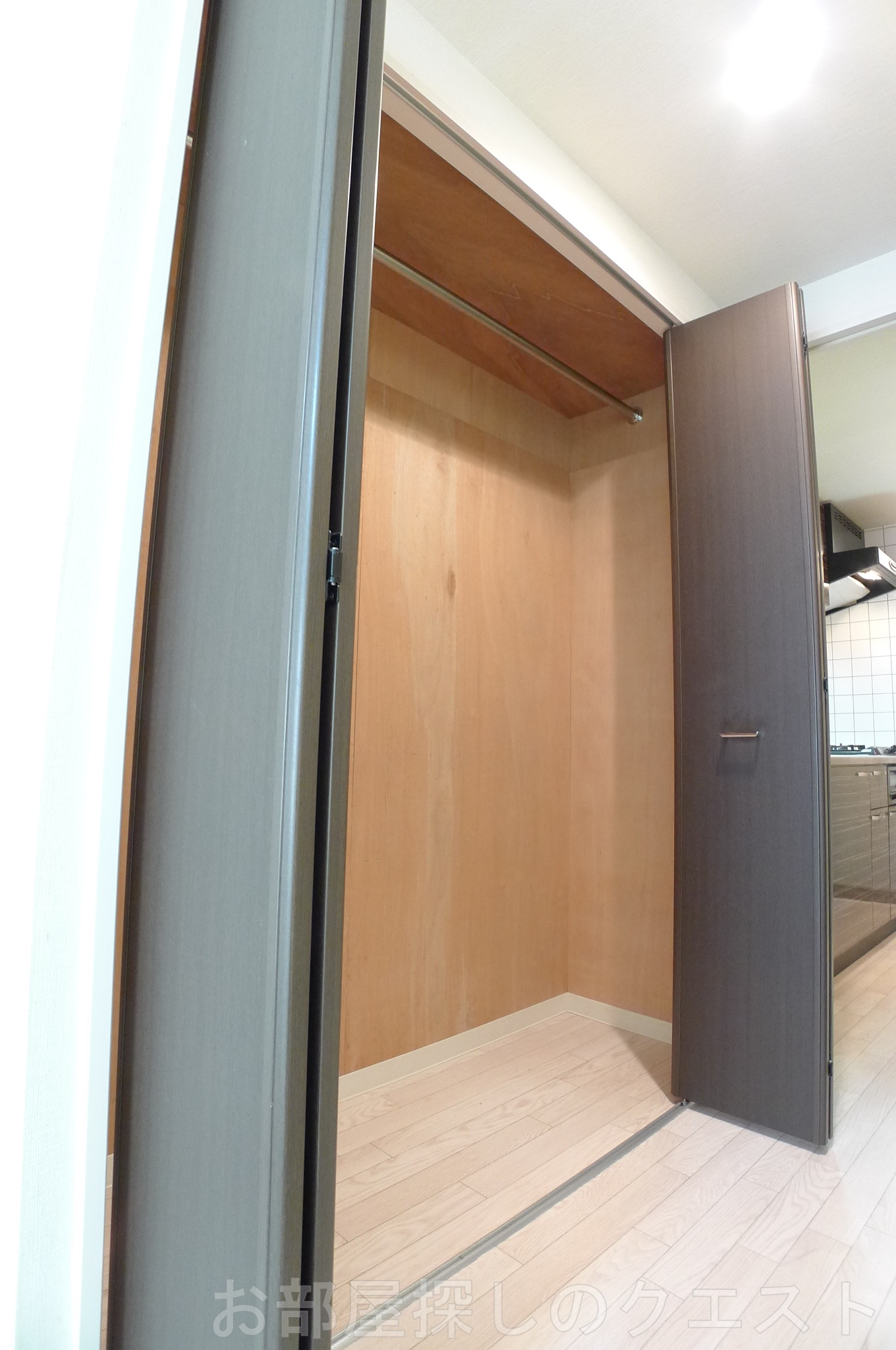 収納　（写真は同仕様）